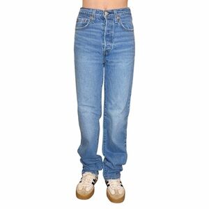 Levi’s Ribcage Straight Jeans